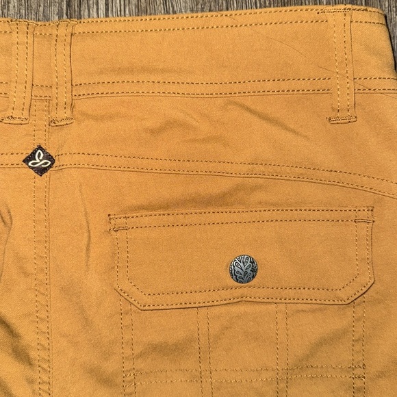 Prana HALLE Short in Dark Ginger - Picture 5 of 10